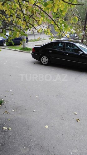 Mercedes E 270 2003, 257,000 km - 2.7 л - Bakı