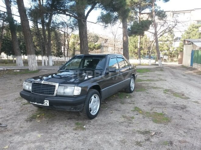 Mercedes 190 1990, 285,000 km - 0.2 l - Sumqayıt