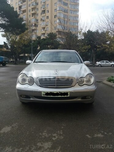 Mercedes C 240 2003, 273,000 km - 2.6 л - Bakı