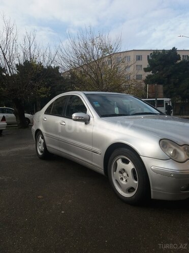 Mercedes C 240 2003, 273,000 km - 2.6 л - Bakı