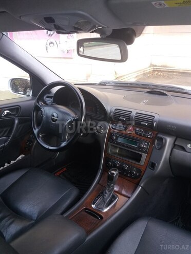Mercedes C 240 2003, 273,000 km - 2.6 л - Bakı