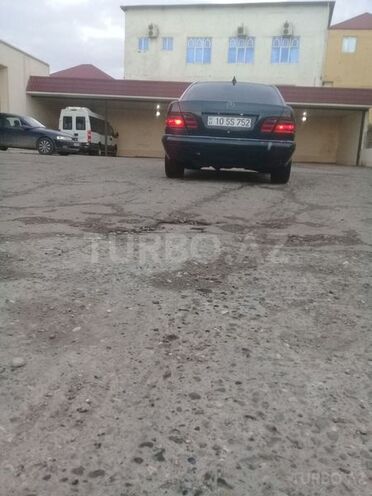 Mercedes E 230 1995, 356,268 km - 2.3 l - Bakı
