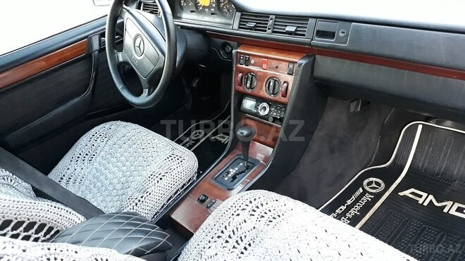 Mercedes E 200 1993, 430,000 km - 2.0 l - Bakı
