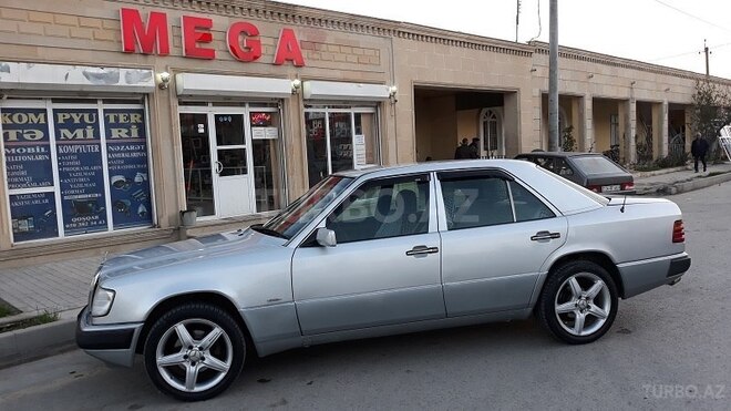 Mercedes E 200 1993, 430,000 km - 2.0 l - Bakı