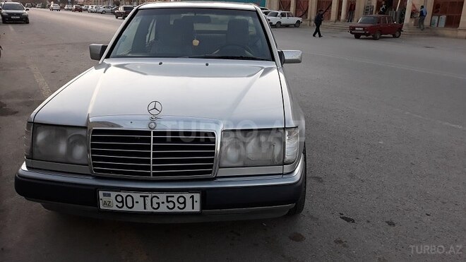 Mercedes E 200 1993, 430,000 km - 2.0 l - Bakı