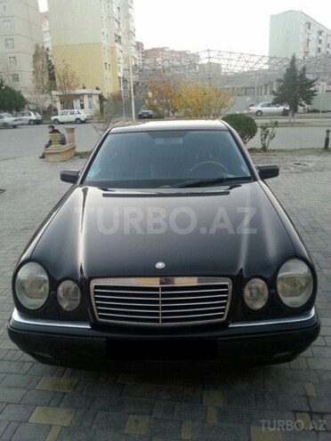 Mercedes E 280 1999, 180,000 km - 2.8 l - Xırdalan