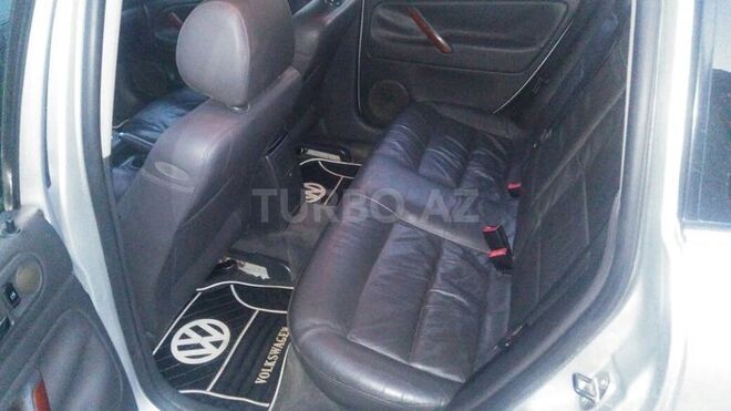 Volkswagen Passat 2004, 200,000 km - 1.8 л - Şamaxı