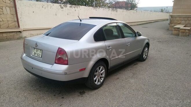 Volkswagen Passat 2004, 200,000 km - 1.8 л - Şamaxı