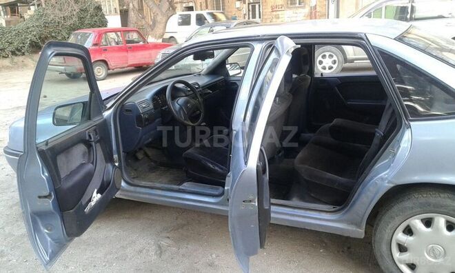 Opel Vectra 1990, 287,000 km - 2.0 l - Sumqayıt