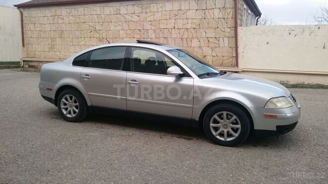 Volkswagen Passat 2004, 201,000 km - 1.8 л - Qobustan