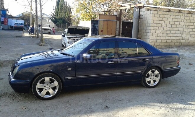 Mercedes E 230 1996, 296,896 km - 2.3 l - Mingəçevir