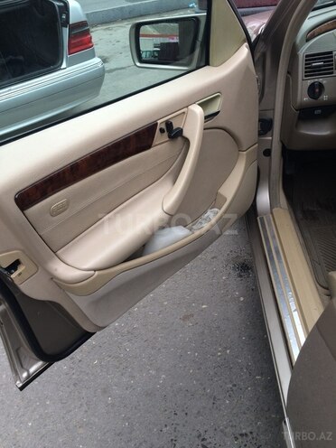 Mercedes C 230 2000, 221,121 km - 2.3 l - Bakı