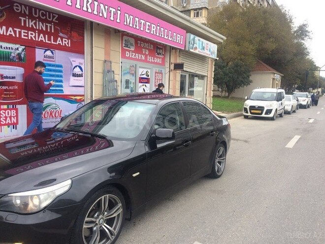 BMW 530 2005, 261,000 km - 3.0 л - Bakı