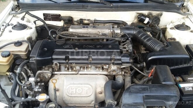 Hyundai Elantra 1996, 215,000 km - 1.8 l - Bakı