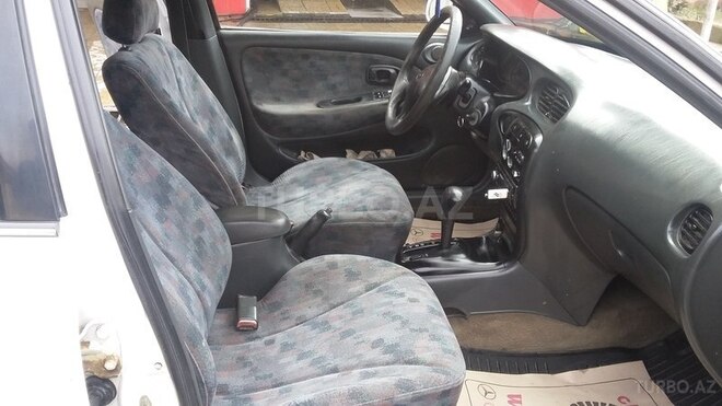 Hyundai Elantra 1996, 215,000 km - 1.8 l - Bakı