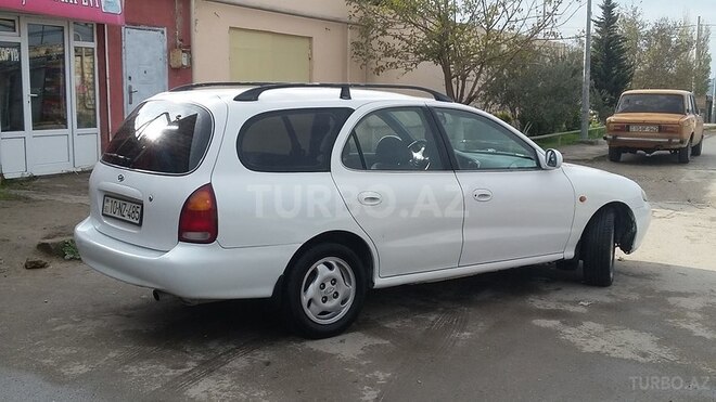 Hyundai Elantra 1996, 215,000 km - 1.8 l - Bakı