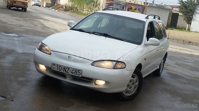 Hyundai Elantra 1996, 215,000 km - 1.8 l - Bakı