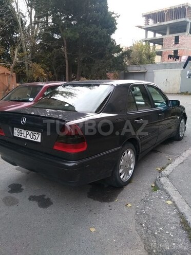 Mercedes  1999, 530,000 km - 2.2 л - Bakı