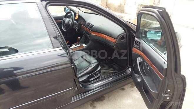 BMW 525 2002, 230,000 km - 2.5 l - Bakı