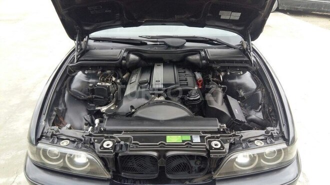 BMW 525 2002, 230,000 km - 2.5 l - Bakı
