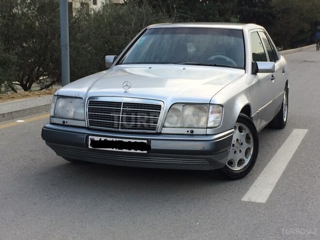 Mercedes E 320 1995, 238,000 km - 3.2 l - Bakı