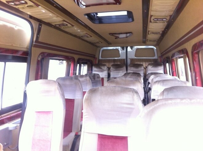 Mercedes Sprinter 318 2006, 440,000 km - 2.2 l - Bakı