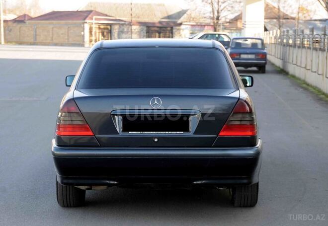 Mercedes C 180 1997, 270,000 km - 1.8 l - İsmayıllı