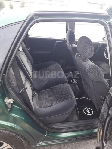 Opel Vectra 1996, 236,000 km - 1.6 l - Bakı