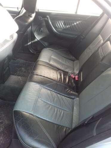 Mercedes C 230 2000, 199,683 km - 0.3 l - Sumqayıt