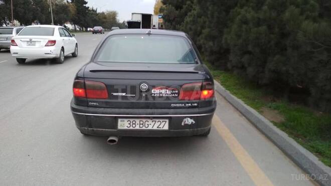 Opel Omega 1995, 361,000 km - 2.5 l - Bakı