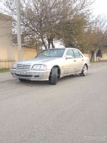 Mercedes C 240 2000, 258,000 km - 2.4 л - Bərdə