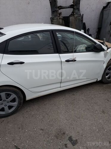 Hyundai Accent 2014, 75,000 km - 1.4 l - Sumqayıt