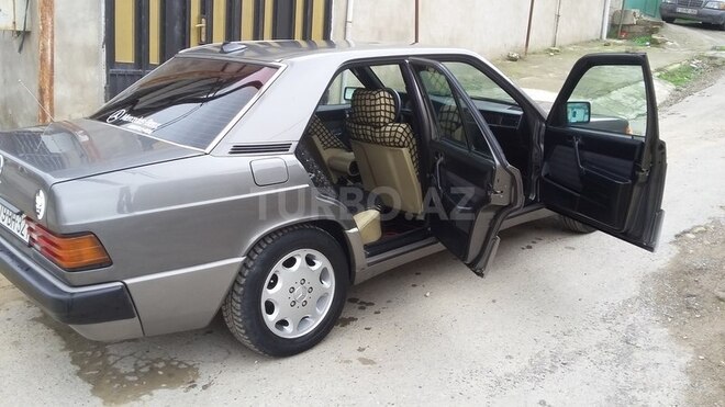 Mercedes 190 1993, 235,400 km - 2.0 l - Bakı
