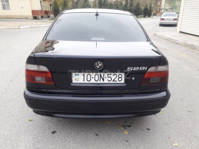 BMW 528 1996, 220,000 km - 2.8 l - Sumqayıt