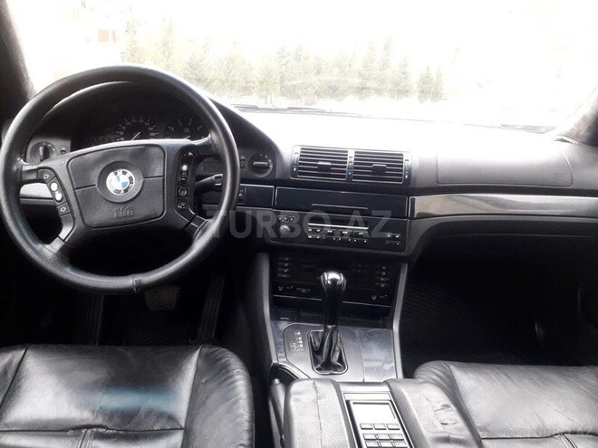 BMW 528 1996, 220,000 km - 2.8 l - Sumqayıt