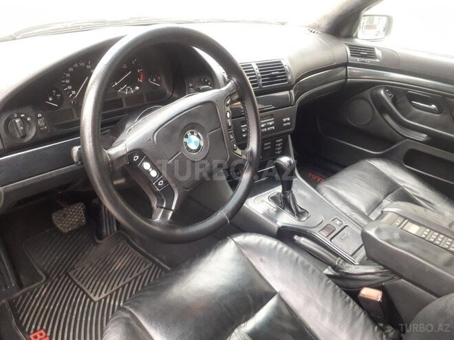BMW 528 1996, 220,000 km - 2.8 l - Sumqayıt