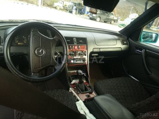 Mercedes C 180 1999, 383,000 km - 1.8 l - Qəbələ