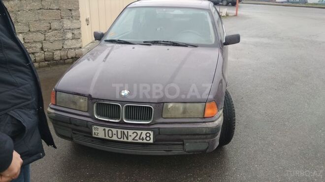 BMW 318 1994, 325,000 km - 1.8 l - Bakı
