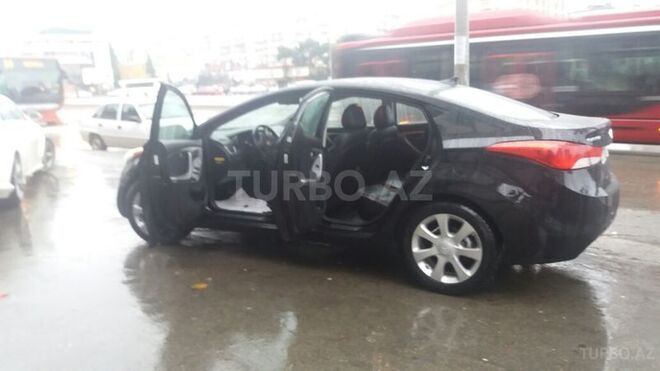 Hyundai Elantra 2011, 125,800 km - 1.8 л - Bakı