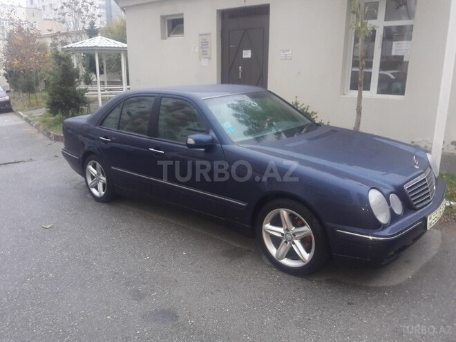 Mercedes E 240 2000, 156,000 km - 2.4 л - Bakı