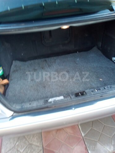 Mercedes E 220 1998, 319,000 km - 2.2 l - Bakı
