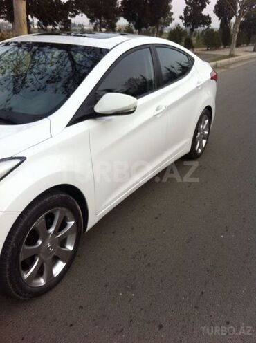 Hyundai Elantra 2011, 12,300 km - 1.8 l - Gəncə