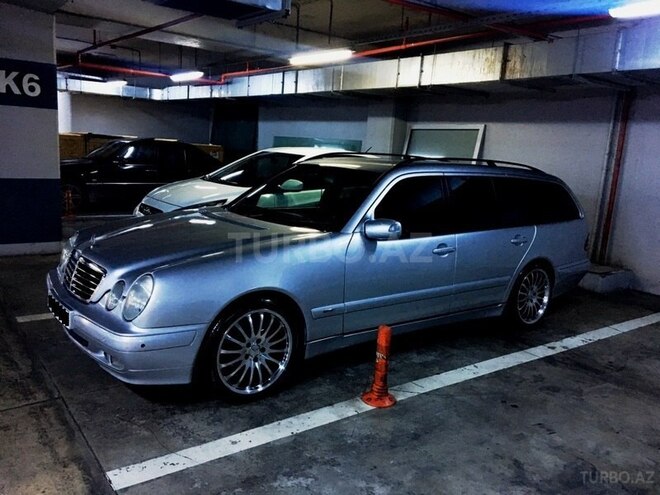 Mercedes E 220 2000, 450,000 km - 2.2 l - Bakı