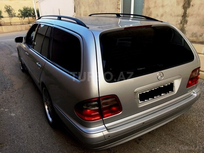 Mercedes E 220 2000, 450,000 km - 2.2 l - Bakı