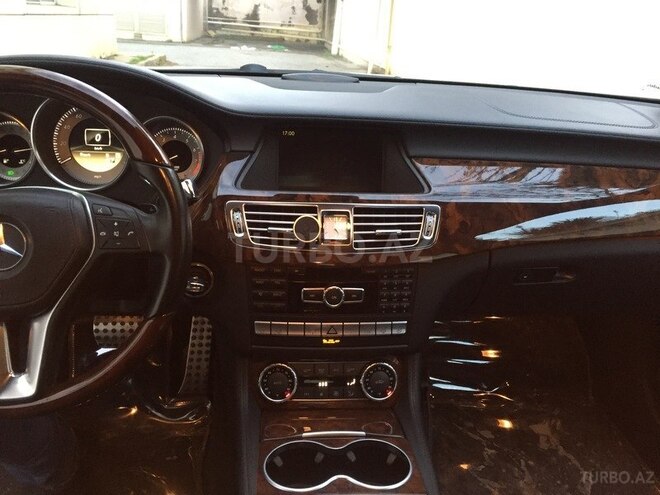 Mercedes CLS 550 2012, 78,000 km - 4.7 л - Bakı