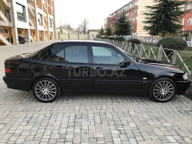 Mercedes C 240 1998, 179,900 km - 2.4 л - Zaqatala