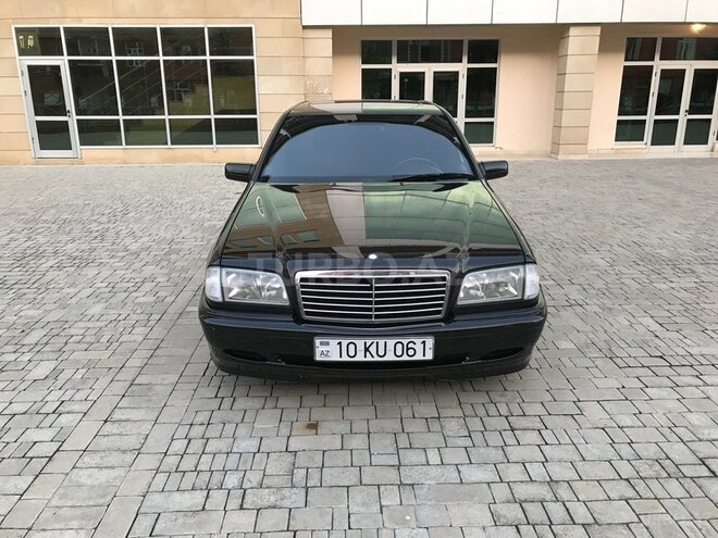 Mercedes C 240 1998, 179,900 km - 2.4 л - Zaqatala