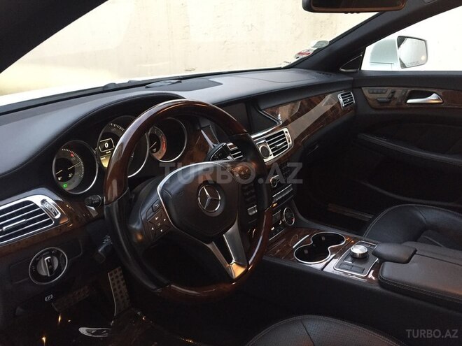 Mercedes CLS 550 2012, 78,000 km - 4.7 л - Bakı