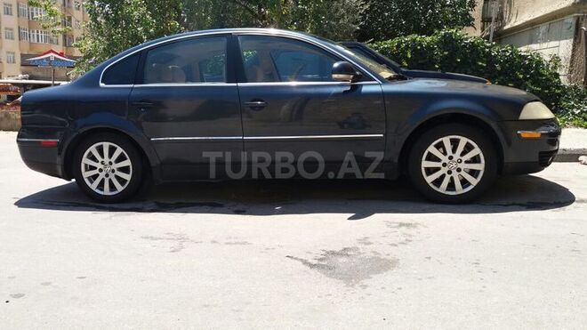Volkswagen Passat 2004, 293,000 km - 1.8 л - Bakı