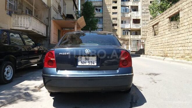 Volkswagen Passat 2004, 293,000 km - 1.8 л - Bakı